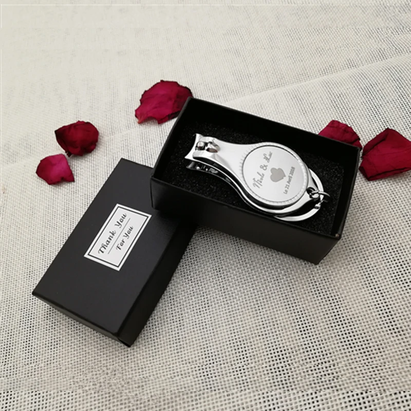 Personalized Wedding Souvenirs For Guests Wedding Favors Gift Multifunctional Wine Opener/Keychain/Nail Clippers