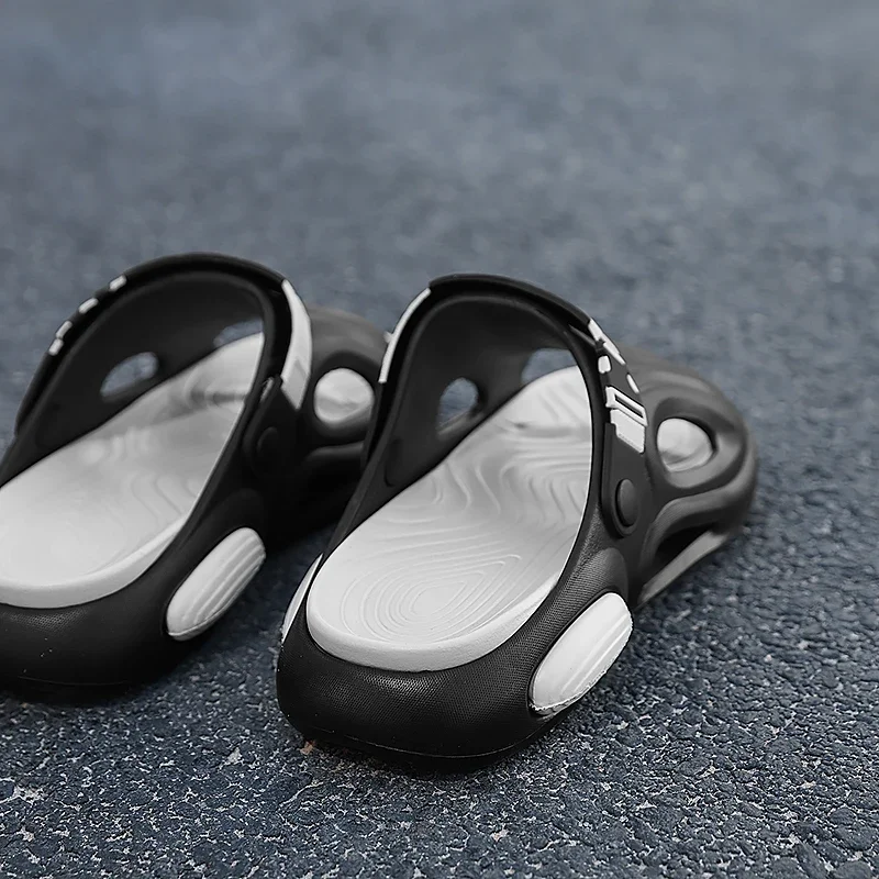 Men's Summer Slippers Beach Wear Sandals Outdoor Wear Home Bathroom Men's Slippers