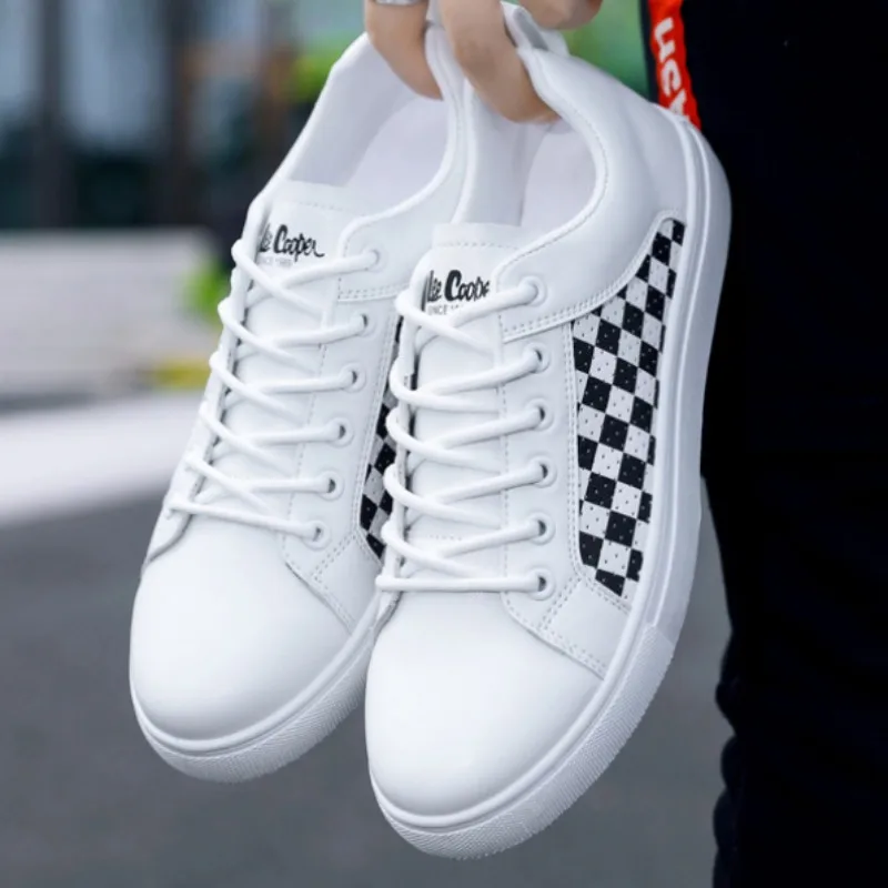 Plaid Leather Men Casual Shoes Outdoor White Men's Sneakers Comfort Male Flats Lace Up Jogging Breathable Board Shoes New