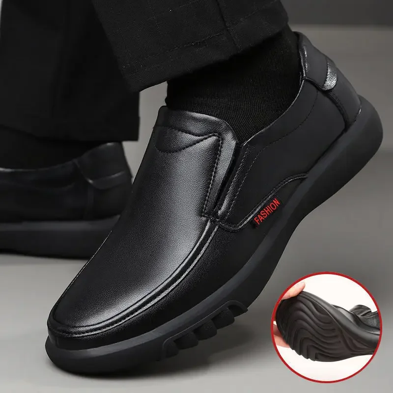 New Men's Leather Shoes Comfortable Casual Shoes Leather Shoe Business Driving Soft Leather Black Driving  Designer Shoes Men 3