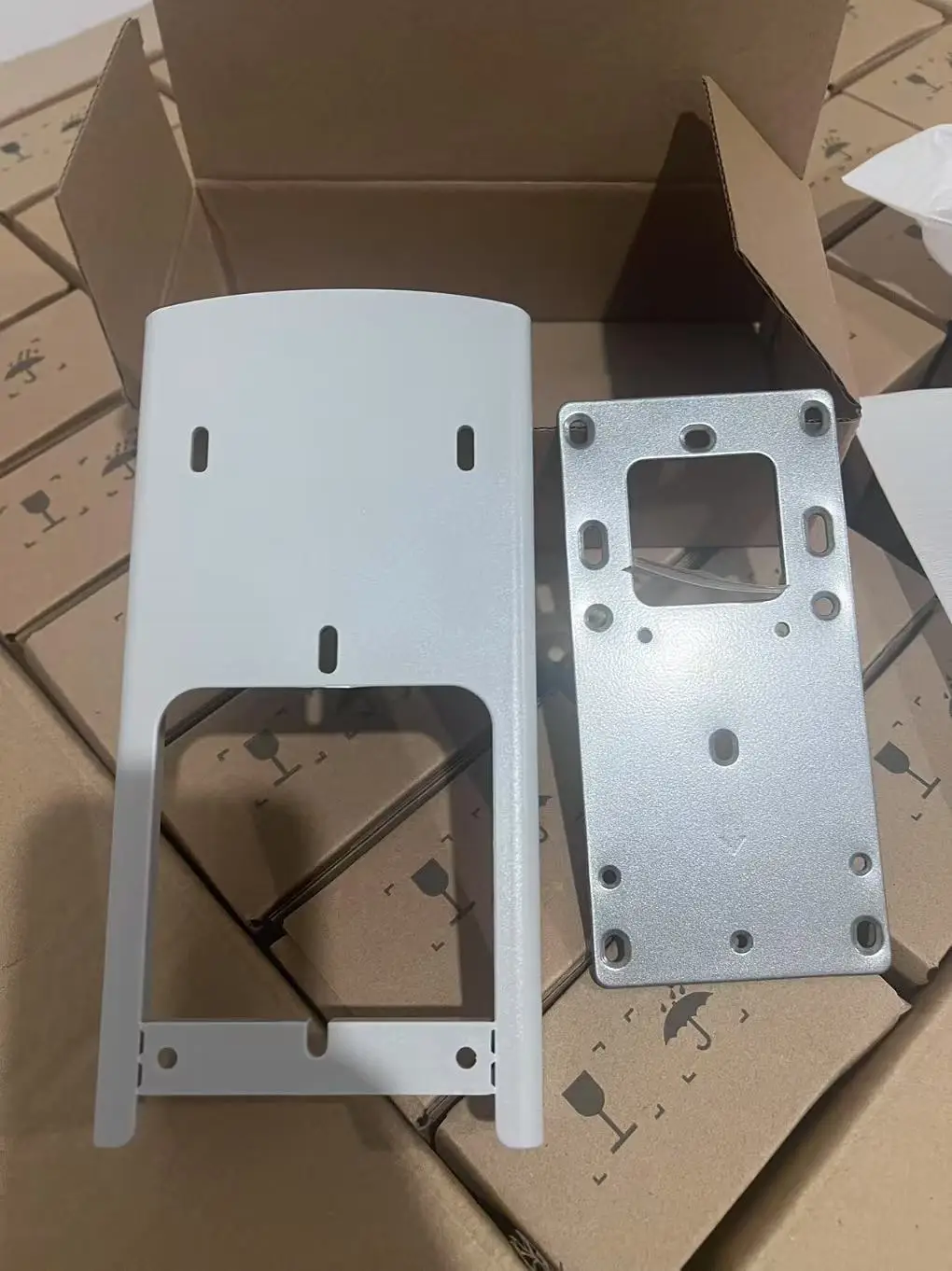 4.3/7 inch Sun Shell Rainproof Cover for Face Recognition Access Control Machine