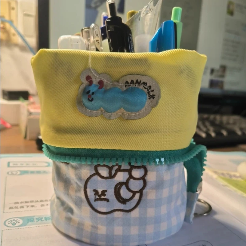 스탠딩 연필 케이스 캔버스 대용량 수직 플립형 귀여운 곰 펜던트가 있는 일본식 중학교 대학생용