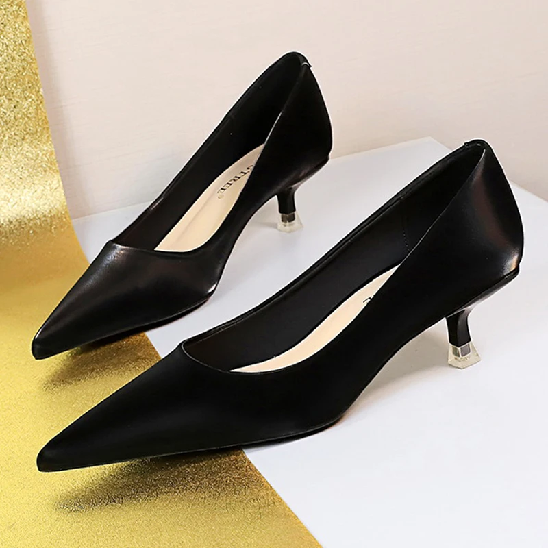 Shoes Women 4.5 Cm Heels Pointed Toe Woman Pumps Fashion Kitten Heels Large Size 34-43 Sexy Mid Heeled Female Shoes