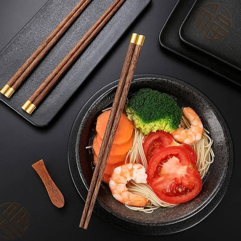 10 Pairs Wooden Chopsticks Set Chinese Chopsticks Japanese Sushi Sticks Reusable Korean Food Chop Sticks Wood Cutlery Tableware
