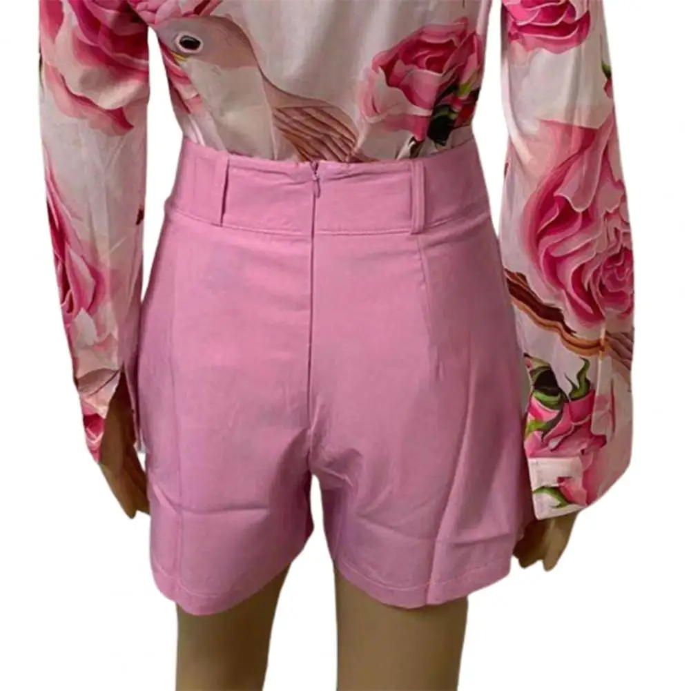 Shorts Femininos de Cintura Alta: Conforto e Estilo para o Verão 16 S5d4f831bff934f9898749ee045994355T