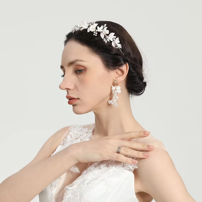 SLBRIDAL Handmade Luxury Alloy Leaf Rhinestones Pearls Ceram Flower Bridal Tiara Wedding Bridesmaids Crown Women Hair Jewelry