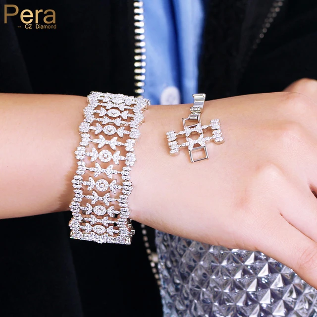 Pin by Manoj kadel on Rings | Diamond pendants designs, Bridal diamond  jewellery, Diamond bracelet design