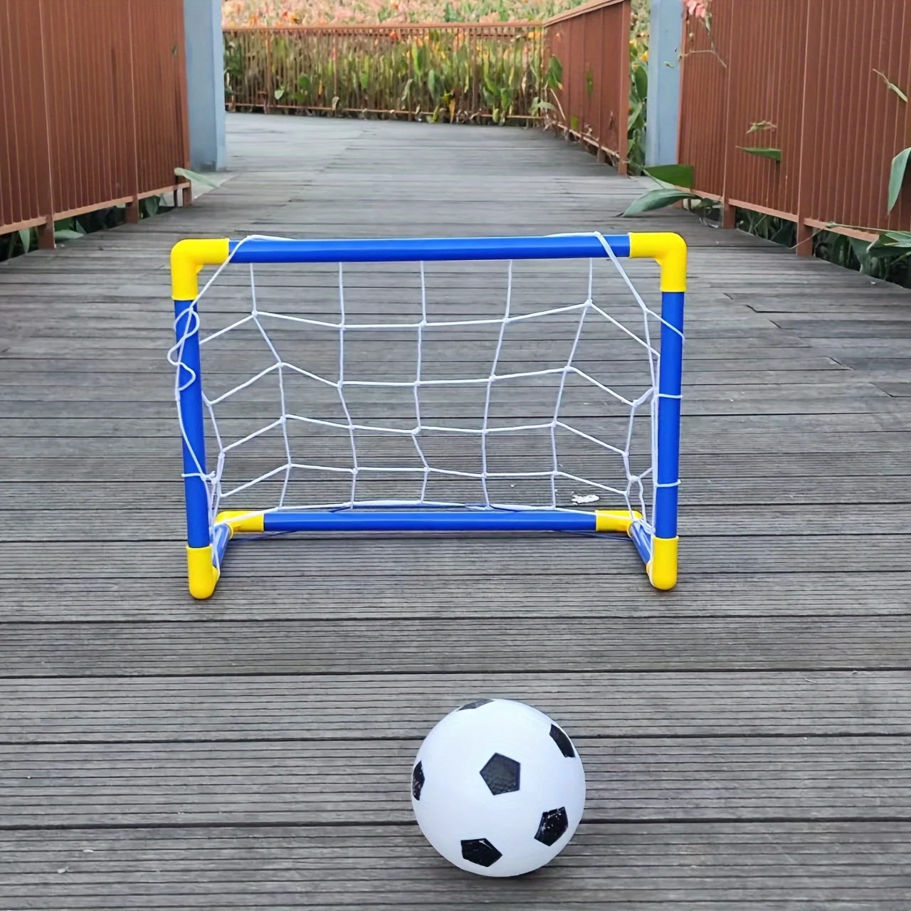 1Set Football Goal Sports Equipment, 23.6 Inch Plastic Detachable Football Goal, Portable Outdoor Football Toy