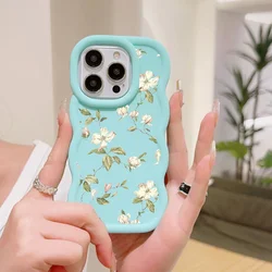 Floral Trumpet Design Soft Phone Case - Botanical Patterned Protective Cover - Motorola G35 5G (S19599)