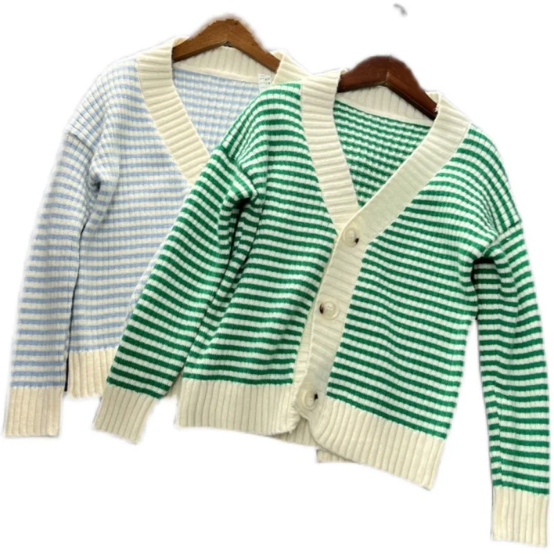 

Children's College Style Striped Sweater Cardigan V-neck Large Children's Casual Sweater Top