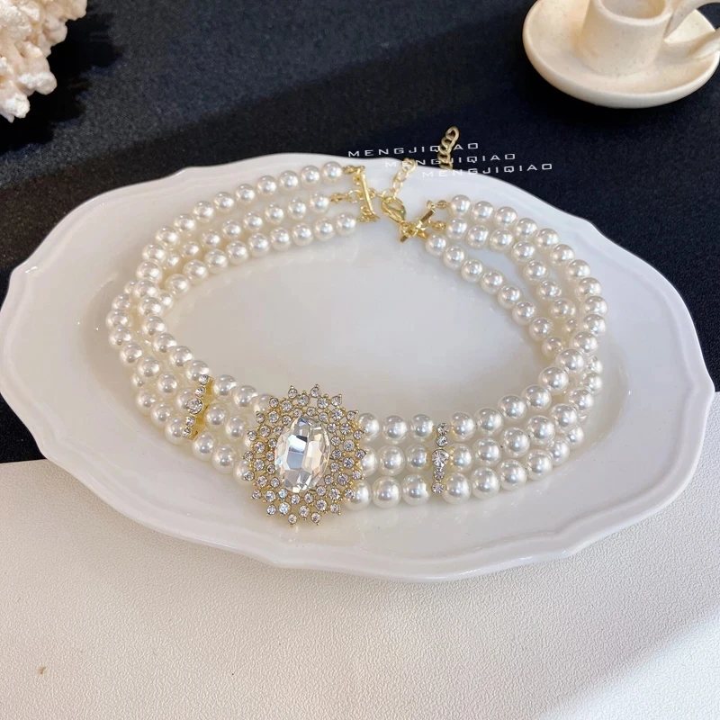 

MASA Korea New Design Fashion Multilayer Exaggerated Crystal Elegant White Pearl Female Clavicle Necklace for Woman