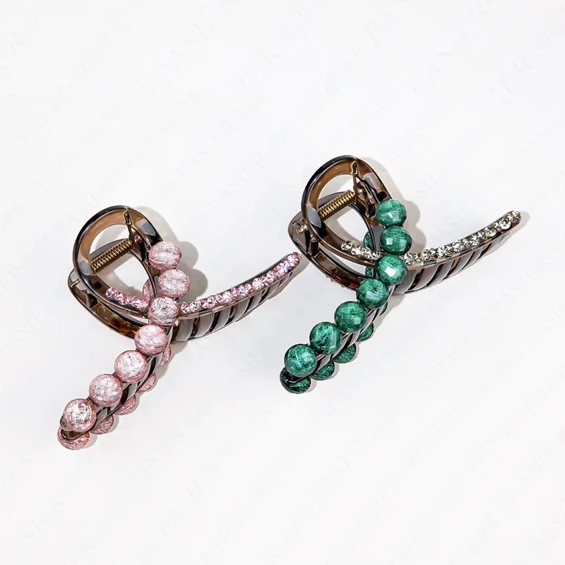 

Зажим для волос с жемчужинами и бриллиантами, 11 см