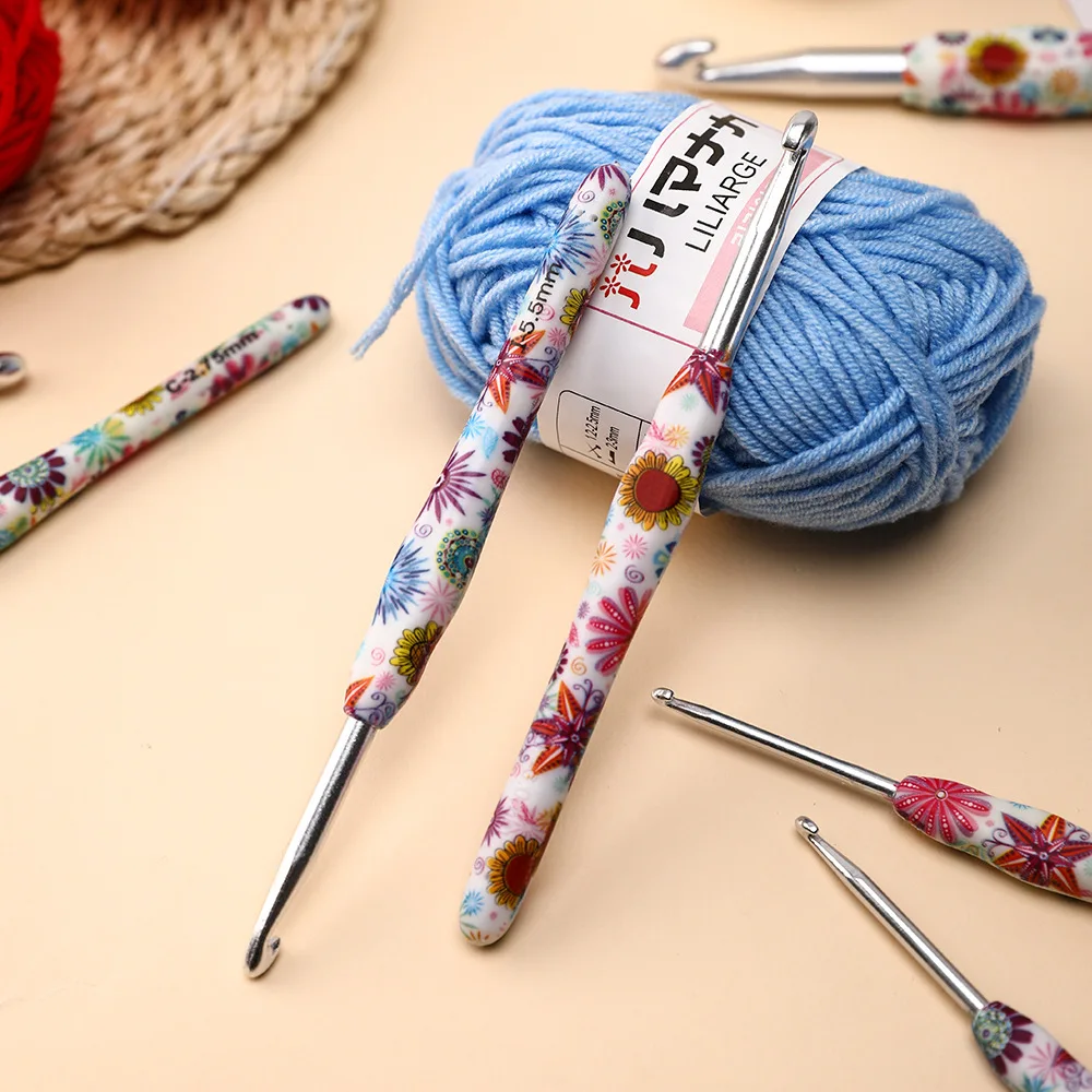 

1PCS Rubber Grip Extra Long Crochet Needles Aluminum Ergonomic Crochet Hooks for Beginners and Knitting Crocheting Yarn