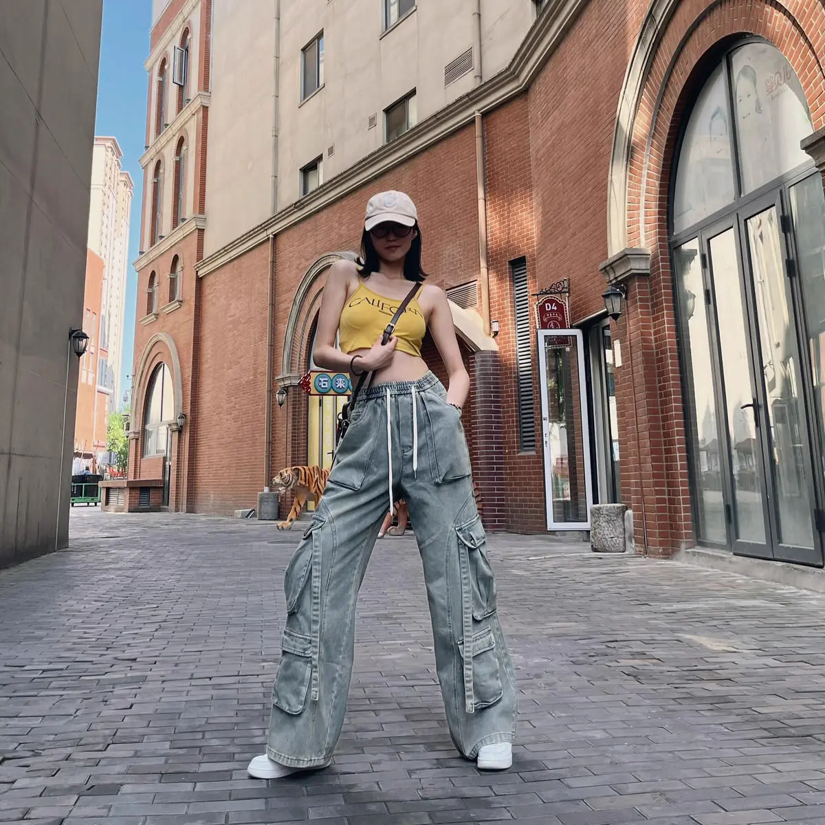 American trend 2024 new street summer loose fitting work jeans for men and women straight leg multi pocket casual pants y2k 4