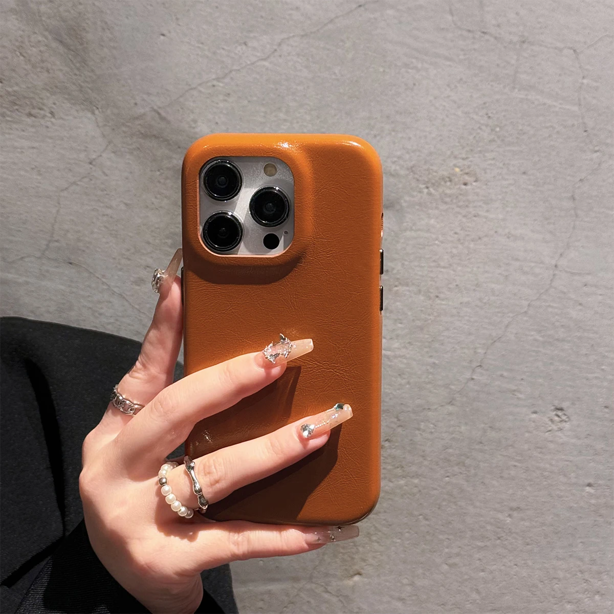 Luxury Leather Phone Case with Retro Cowhide Pattern and Metal Buttons