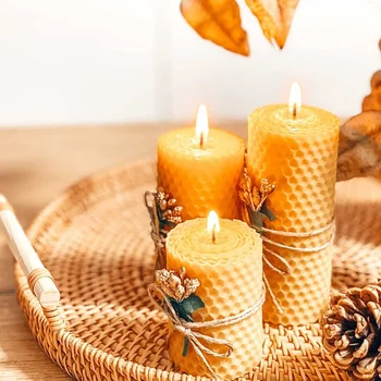 Handwoven Rattan Storage Tray Basket With Wooden Handle Bread Basket Tray Fruit Wicker Tray Coffee Table Decorative Tray 2