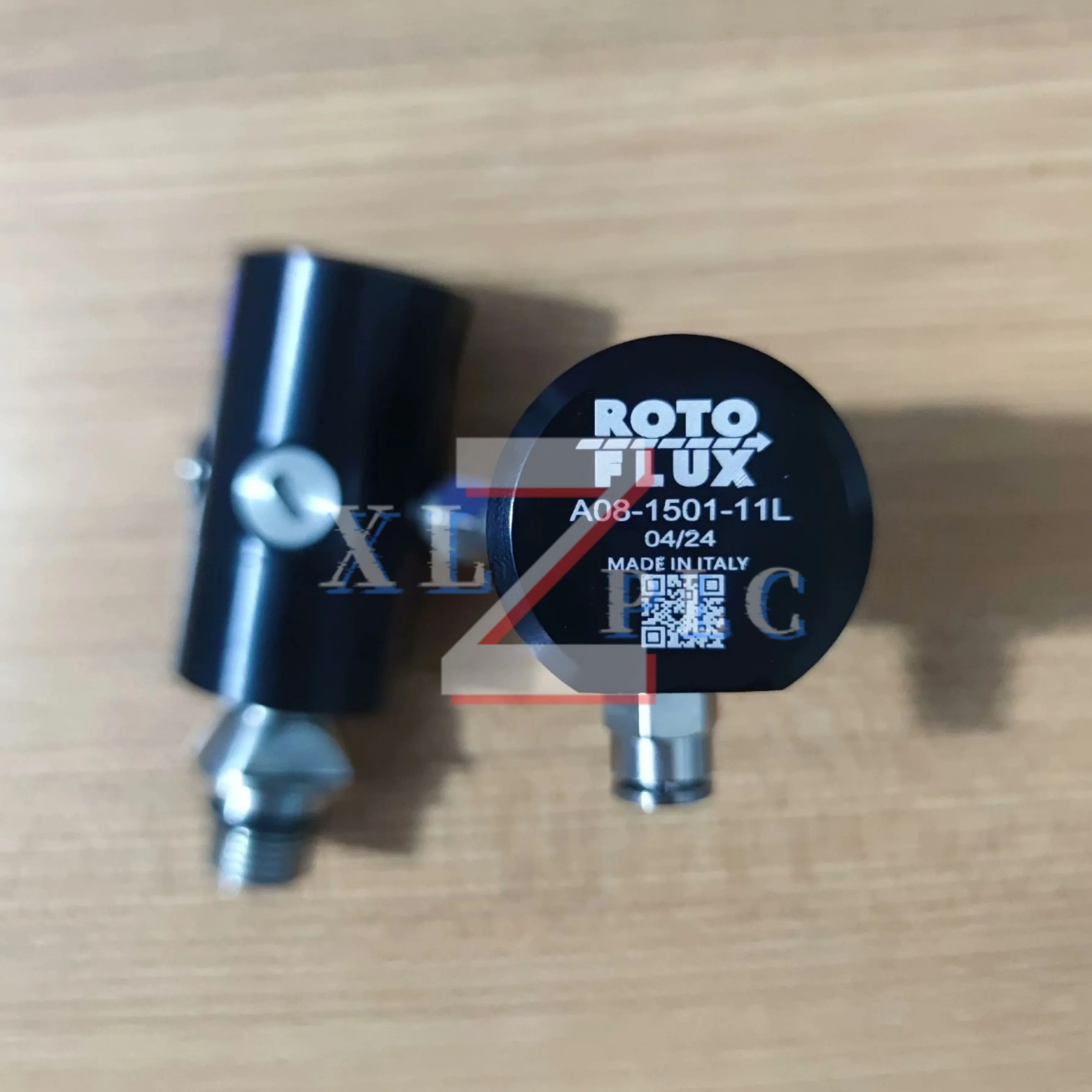 100% 새 제품 A08-1501-04R A08-1501-05L A08-1501-11L A08-1520-03R 고속 및 고압 로터리 조인트용