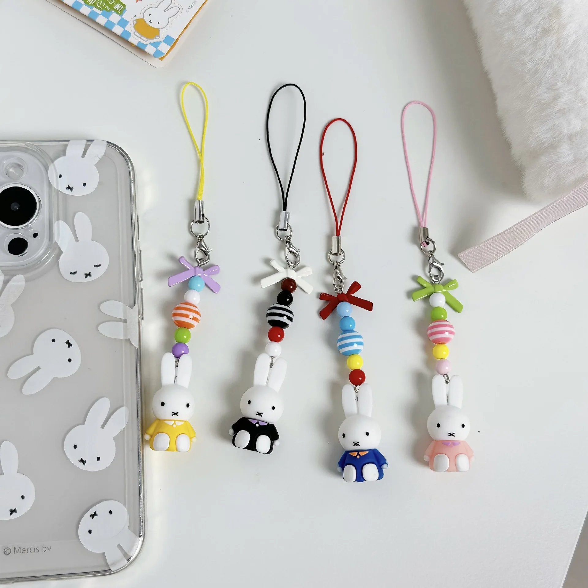 Miffy Handykette Hochwertige Anime-Cartoon-Schleife Niedliche Puppe Hasen-Puppe Kreativer Paar-Schulranzen-Schlüsselanhänger Anhänger – Detail 9