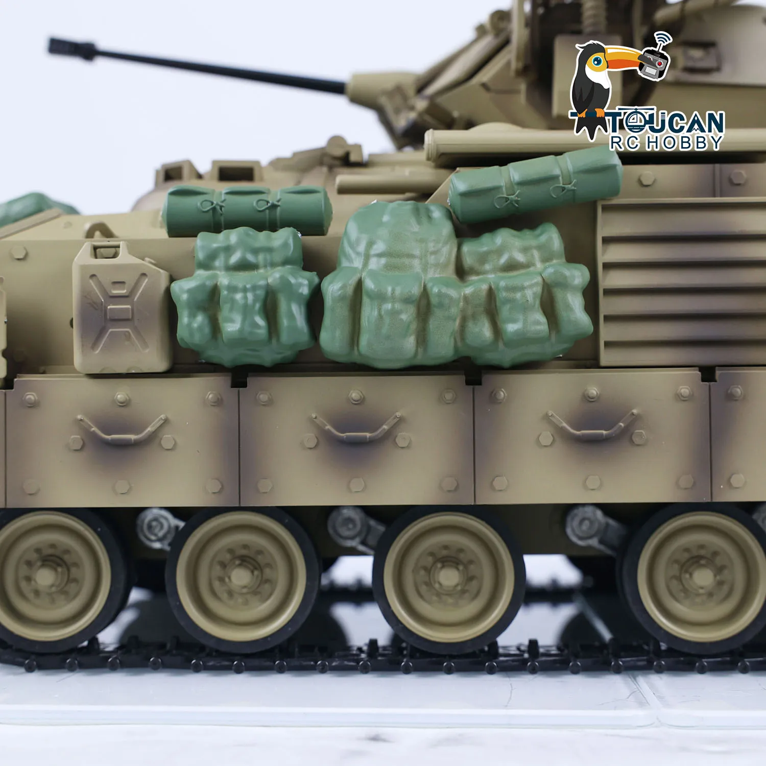 1/16 Tongde RC Battle Tank M2A2 Bradley Electric Infantry Fighting TOUCAN Control Vehicle Ready to Run Model Toy for Boy TH23307 6
