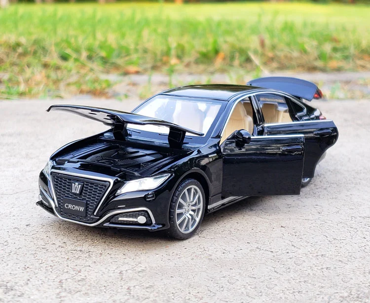 1:32 Toyota CROWN Alloy Car Model Sound Light Pull Back Classic