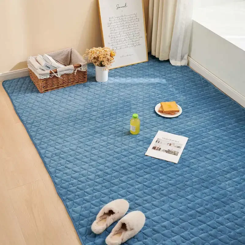 �β��� �ε巯�� ���� ���� ī��, �Ž� ���� �ٴ� ��Ʈ, ħ�� ħ�� �� ���� ����, ���ڴ� �������