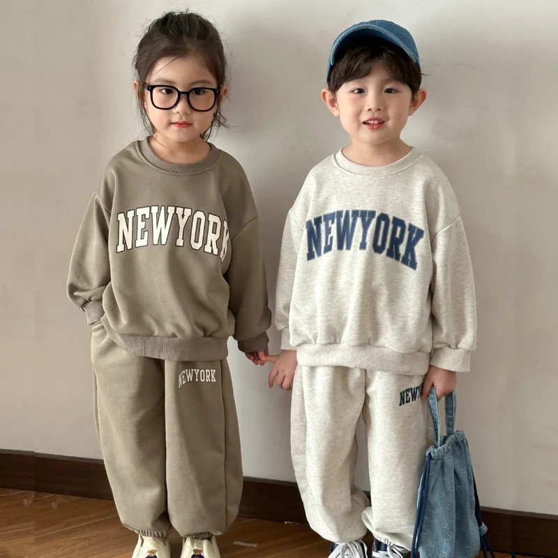 2025 الخريف الشتاء القطن 2 قطعة مجموعة صبي فتاة فضفاضة رياضي الزي الطفل عارضة البلوز البلوز أعلى 3-10 سنوات البلوز أسفل