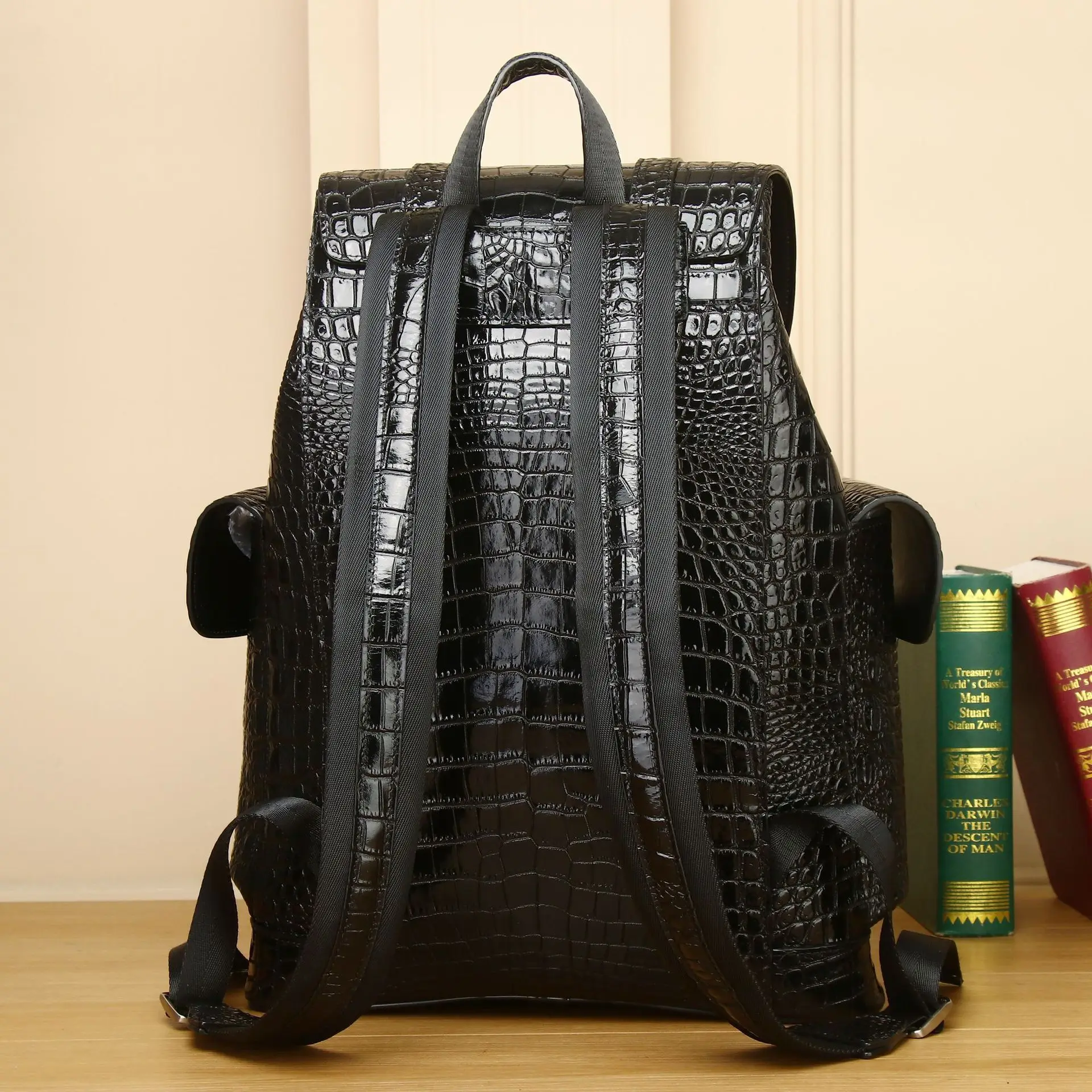 New Crocodile Belly Pattern Large Capacity Travel Backpack Female Genuine Leather High Men's Bag Trendy Males Bags For Teenagers 3
