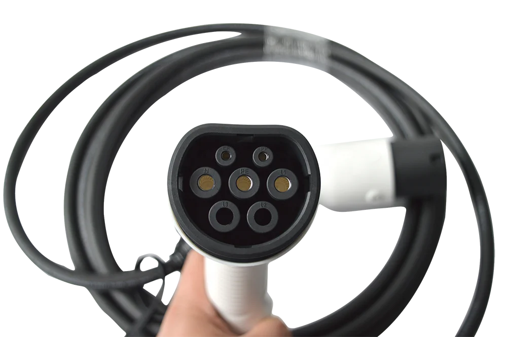 IEC-62196 Type2 To Type 2 3 Phase 380V 16A 32A Ev Charging TPU Cable 5M