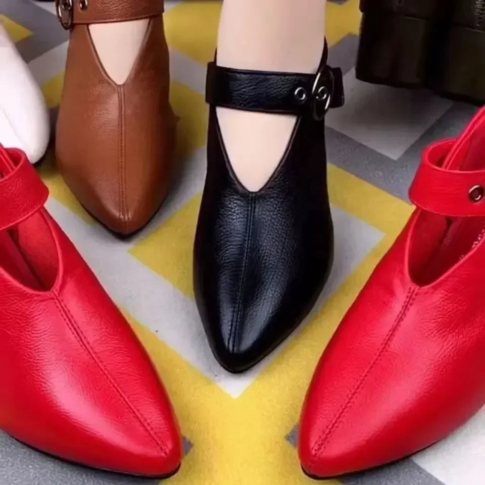 Shoes New Pointed Toe Sexy Chunky Heels Women Shoes Female Retro Belt buckle Black High Heels Shoes chaussure femme 2024 5