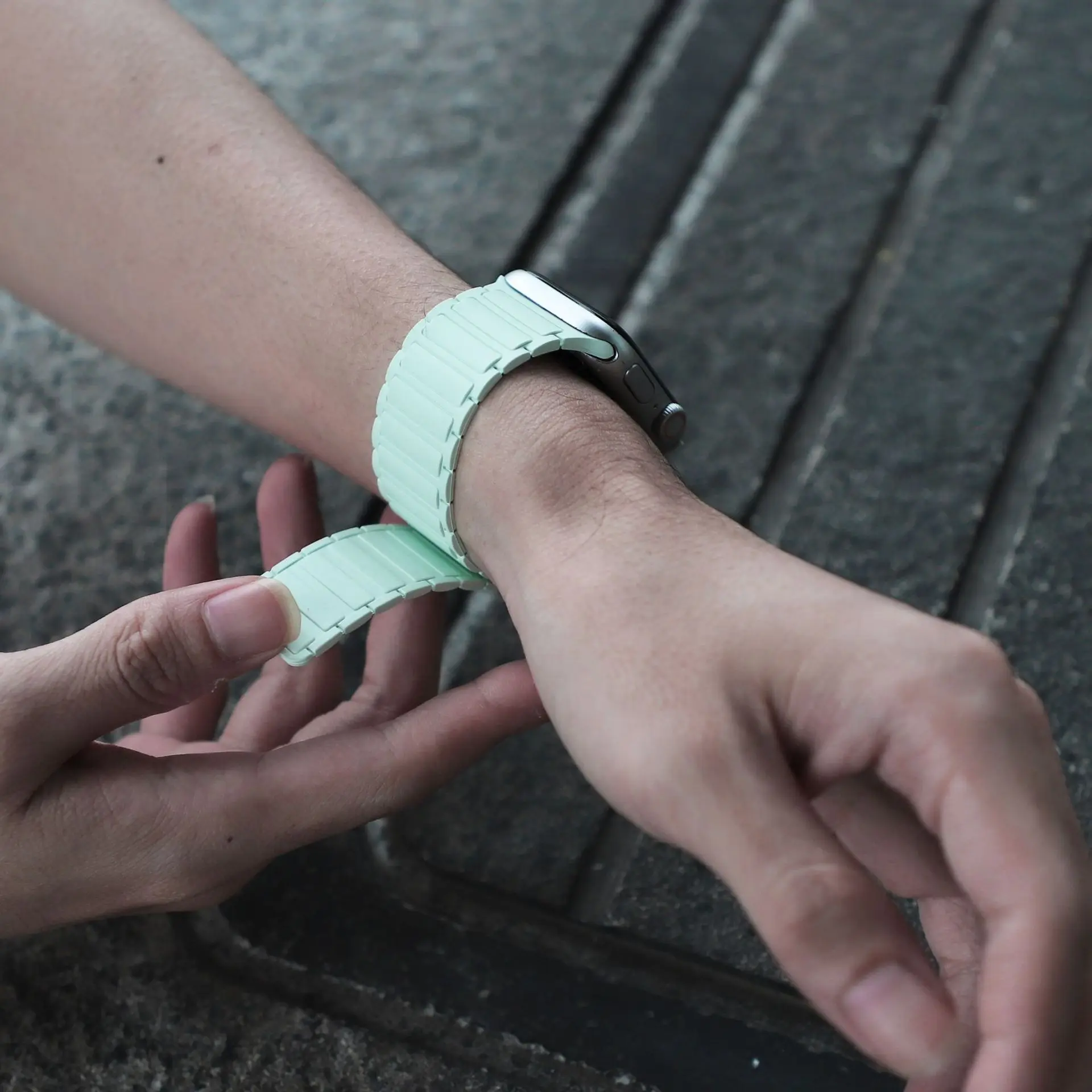 Magnetic Silicone Loop Strap
