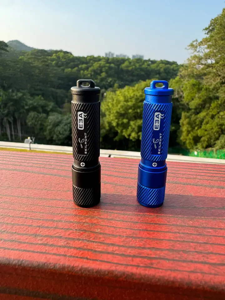 NEW SKILHUNT E3A AAA Keychain LED Flashlight Mini LED key light