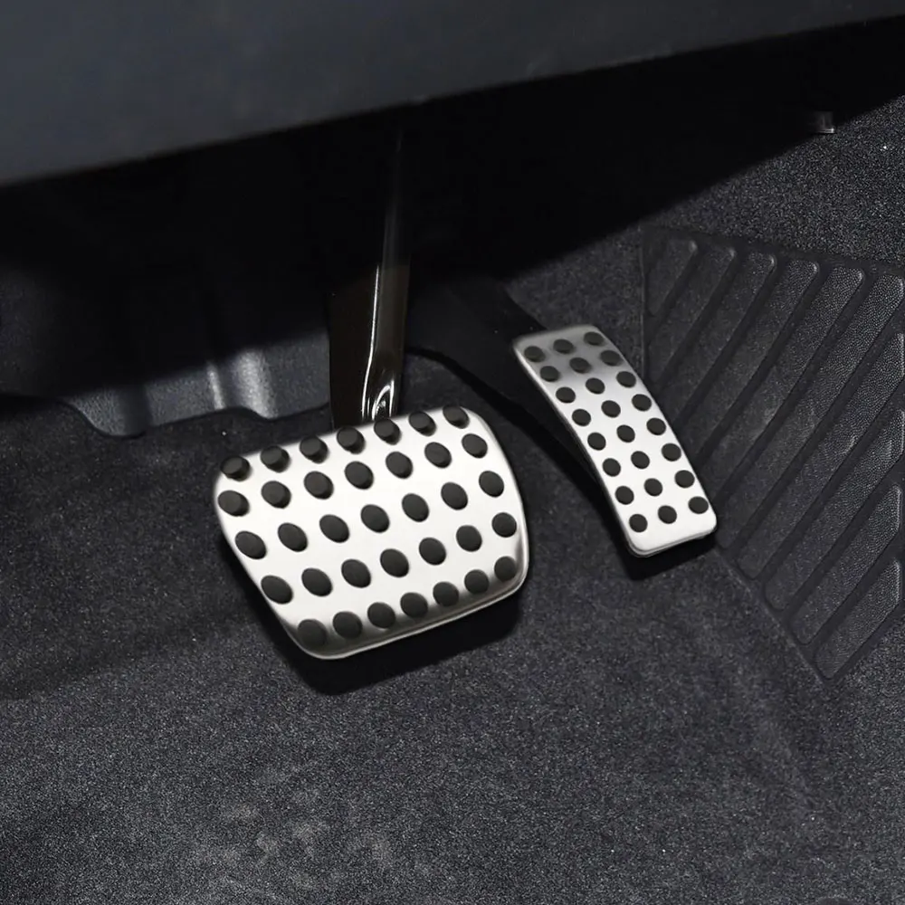 Car Pedals Carmilla Pedal Pads Cover for Mercedes Benz A B CLA GLA GLE ML GL R W164 W166 X156 X164 X166 W251 W168 W169 W176 W245 Pedal Cover