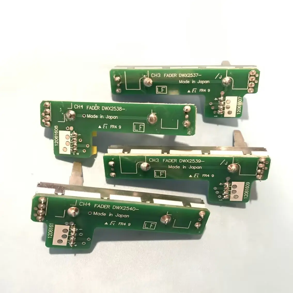 4PCS DJM800 FADER CH1 CH2 CH3 CH4 replace FOR PIONEER DJM 800 DWX2537 2538 2539 2540