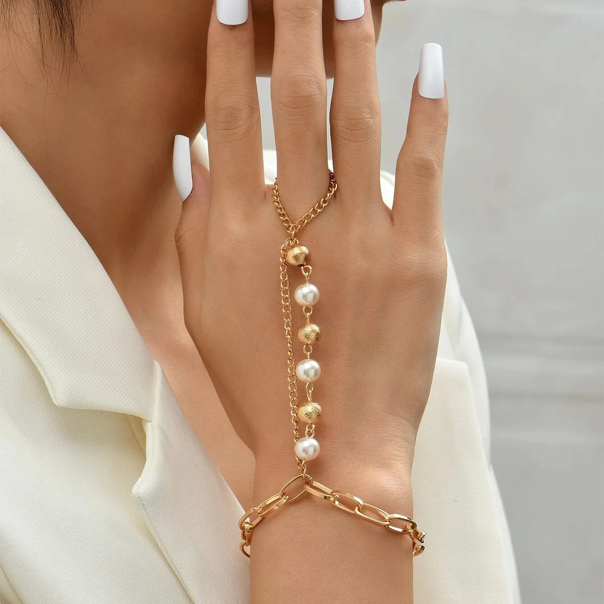 Amazon.com: Bomine Infinity Finger Bracelets Ring Hand Chain Wedding and  Beach Slave Bracelet Jewelry for Women and Girls (Gold) : Clothing, Shoes &  Jewelry