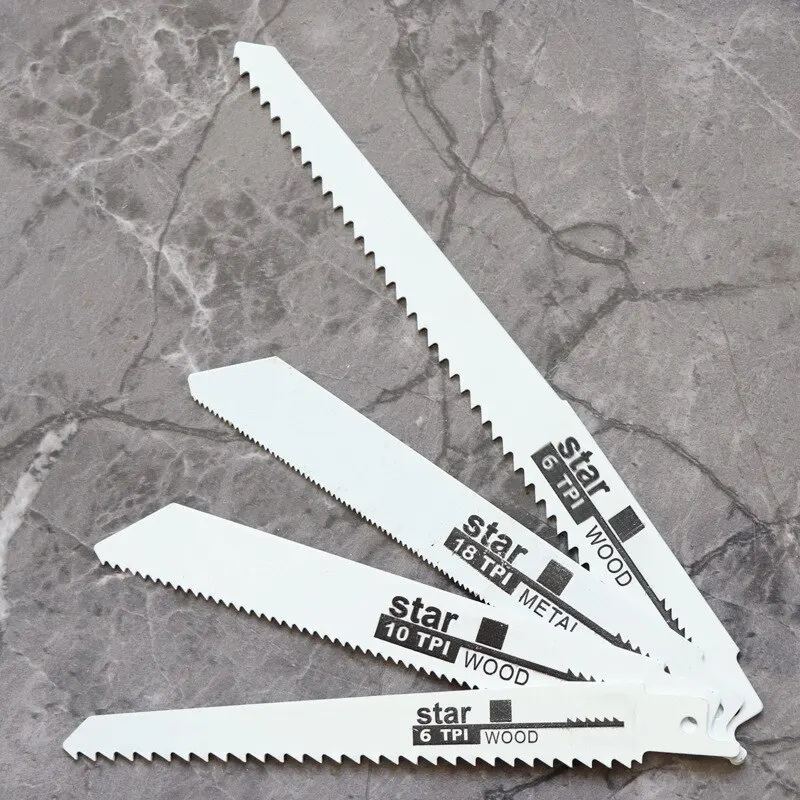 4pcs Reciprocating Saw Blade Universal Wood and Metal Cutting for DIY and Professional Use Coarse Fine Teeth