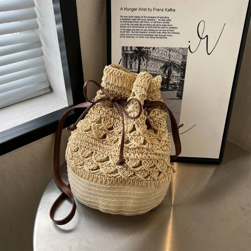 

Womens Bucket Bag Crossbody Bag Fashion Summer Straw Shoulder Bags Beach Tote Phone for Girls Ladies