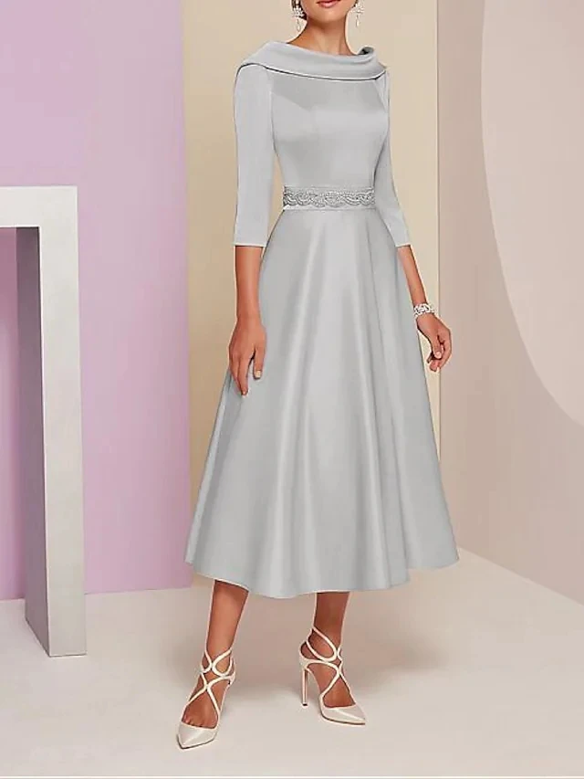

Elegant A-Line Mother of the Bride Dress Plus Size Elegant Vintage Bateau Neck Tea Length Satin 3/4 Length Sleeve Party Dress