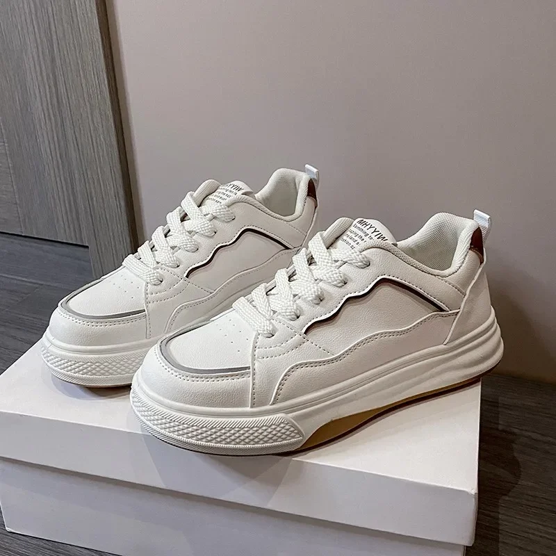 

2024 Genuine Leather Cowhide Sneakers Women Lace Up Sports Platform Shoes Spring Running Vulcanized Shoes White Flats Plus Size