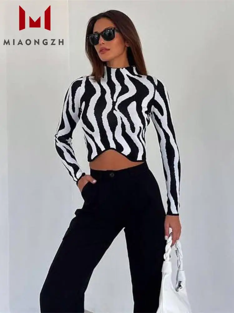 

Contrast Knitted Pullovers For Women Short Bodycon Long Sleeve 2023 Autumn Winter Women's Temperament Slim Mock Neck Sweater New