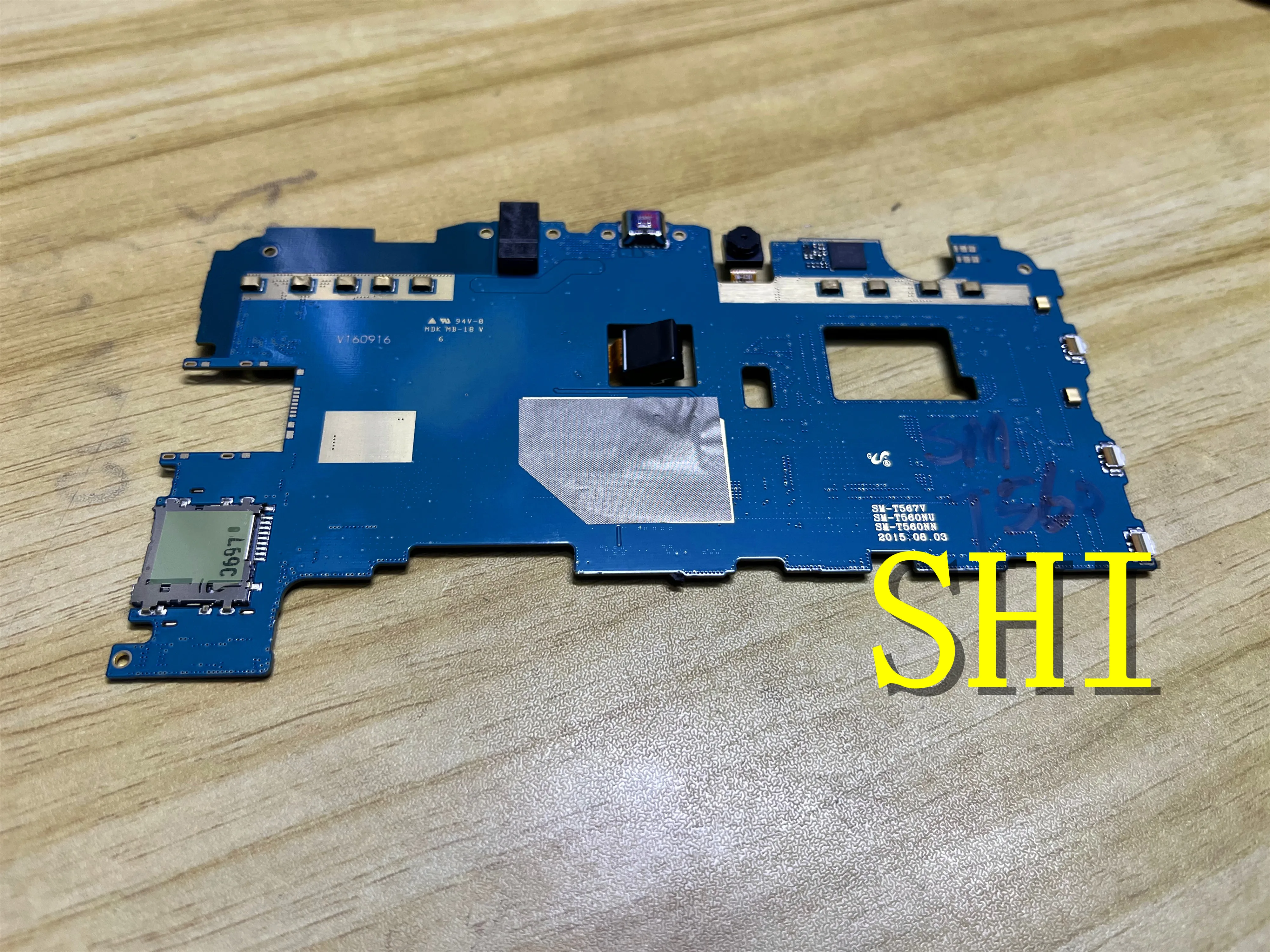 

Фотообои для Samsung Galaxy Tab E 9,6