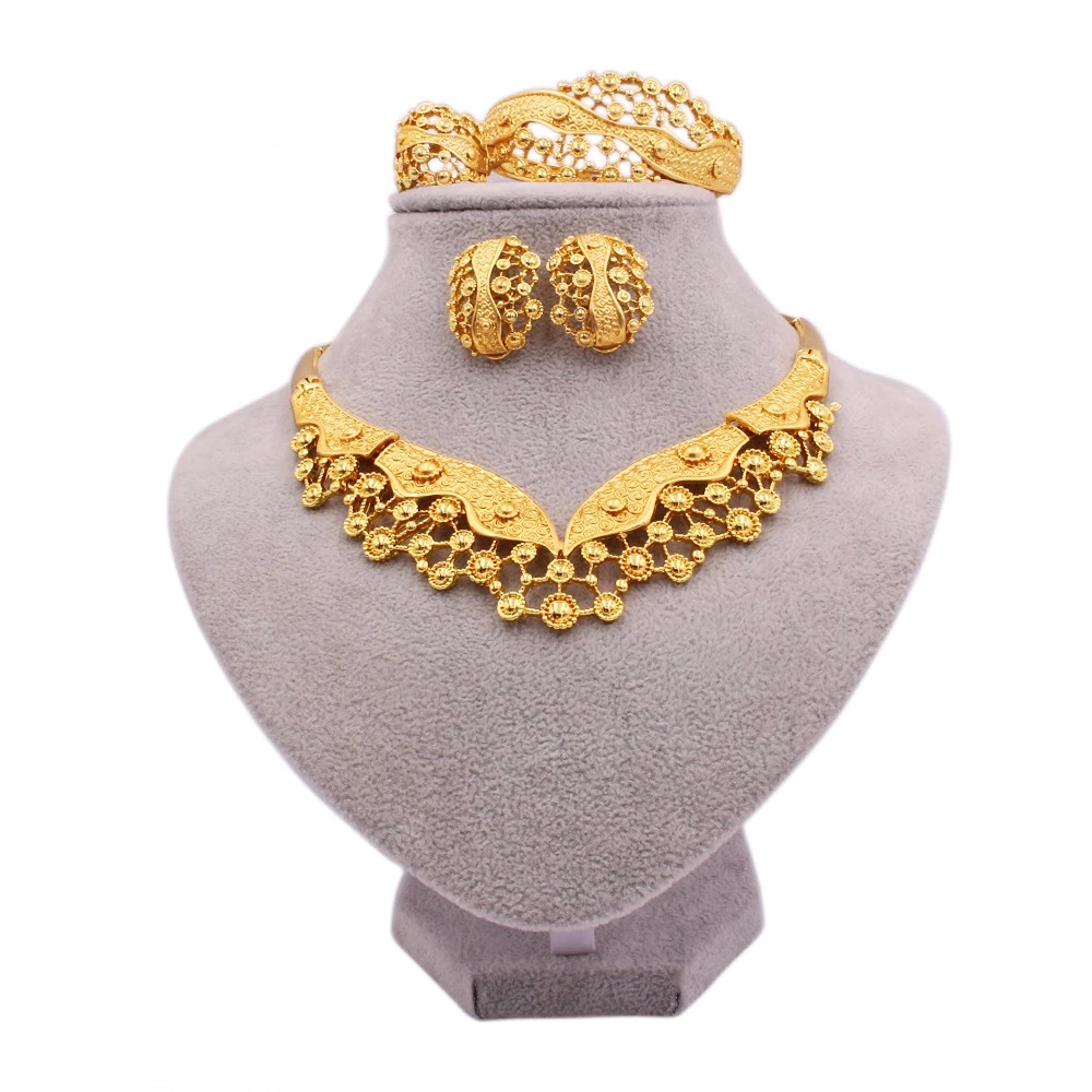 

Fashion Jewelry Set For Women Gold Color Jewelry Large Size Women Necklace Earrings Set conjunto de joyas de mujer