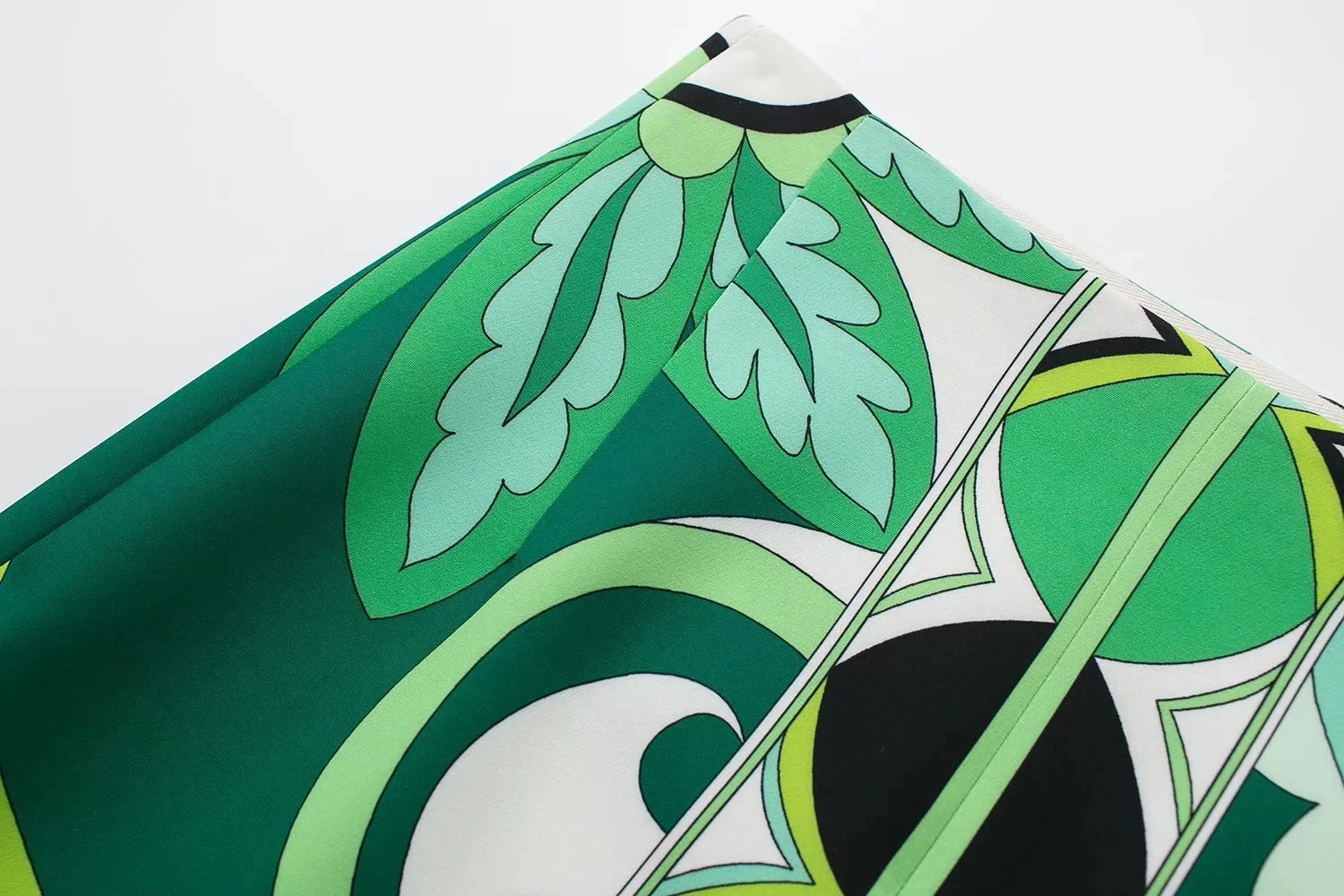 skirts for women Fashion Women Green Print Mini Skirts 2022 Spring Summer New Arrival High Waist Female Split Skirts black maxi skirt