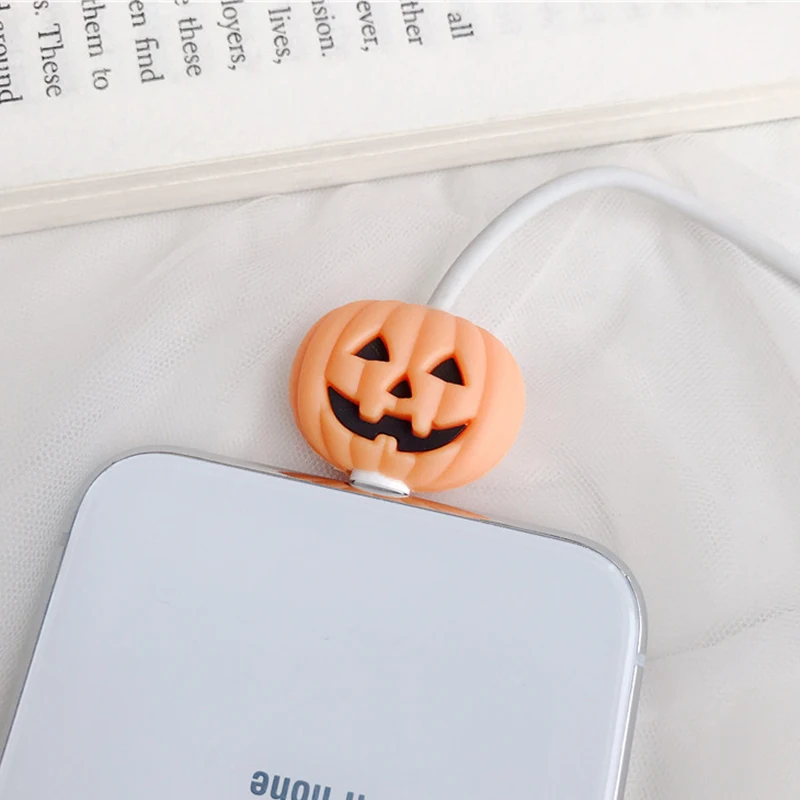 Cute Usb Cable Bite Charger Wire Organizer Silicone Cable Saver Charging Cord Protector Data Line Cable Protection for iPhone
