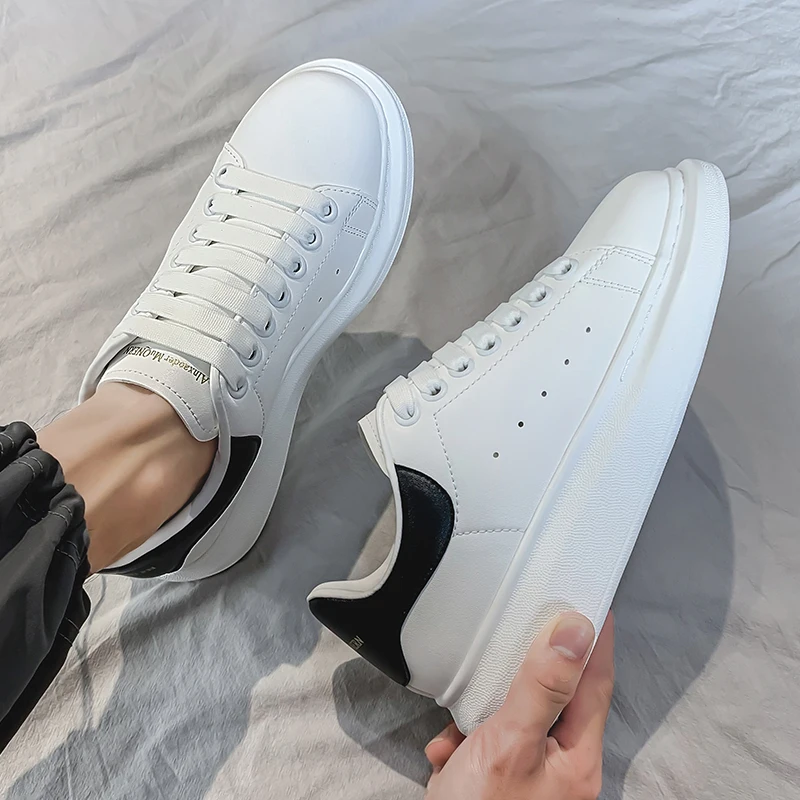 Fashion Men Skateboarding shoes Casual Sport Shoes Platform Sneakers Outdoor Breathable White Running Shoes Women Tennis