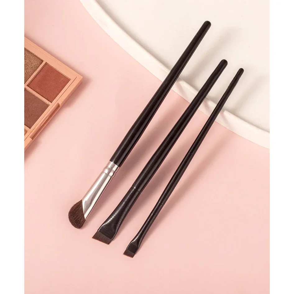 3 Piece Professional Makeup Brush Set