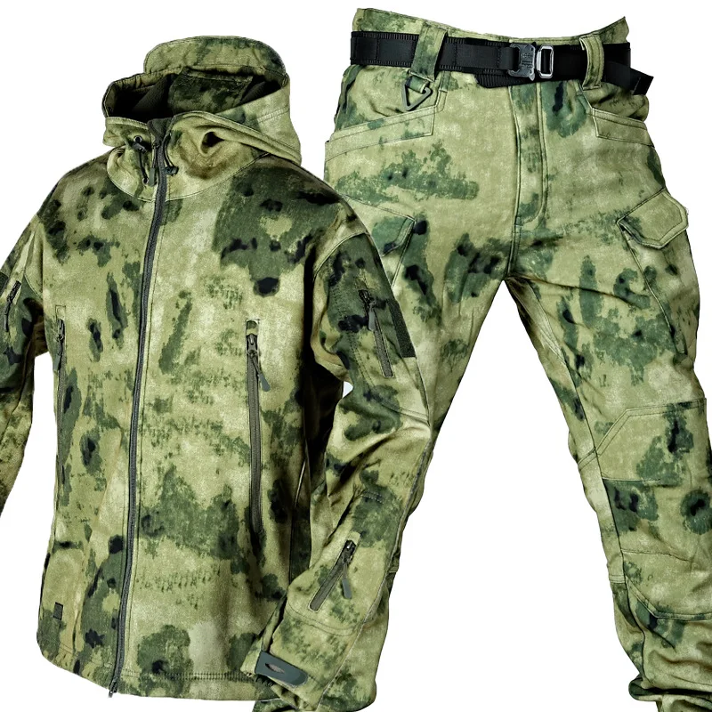 

GL 5XL New Soft Shell Autumn and Winter Plush Thickened Climbing Tactical Training Waterproof Fishing Charge Coat and Pants