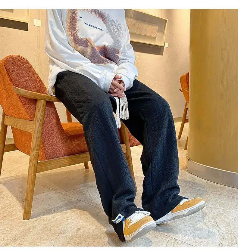Description Picture 3 of itemMen High Street Sweatpants Fashion Loose Casual Side Slit Straight-Leg Pants Vintage Blue Jacquard Casual Bottoms Male Clothes