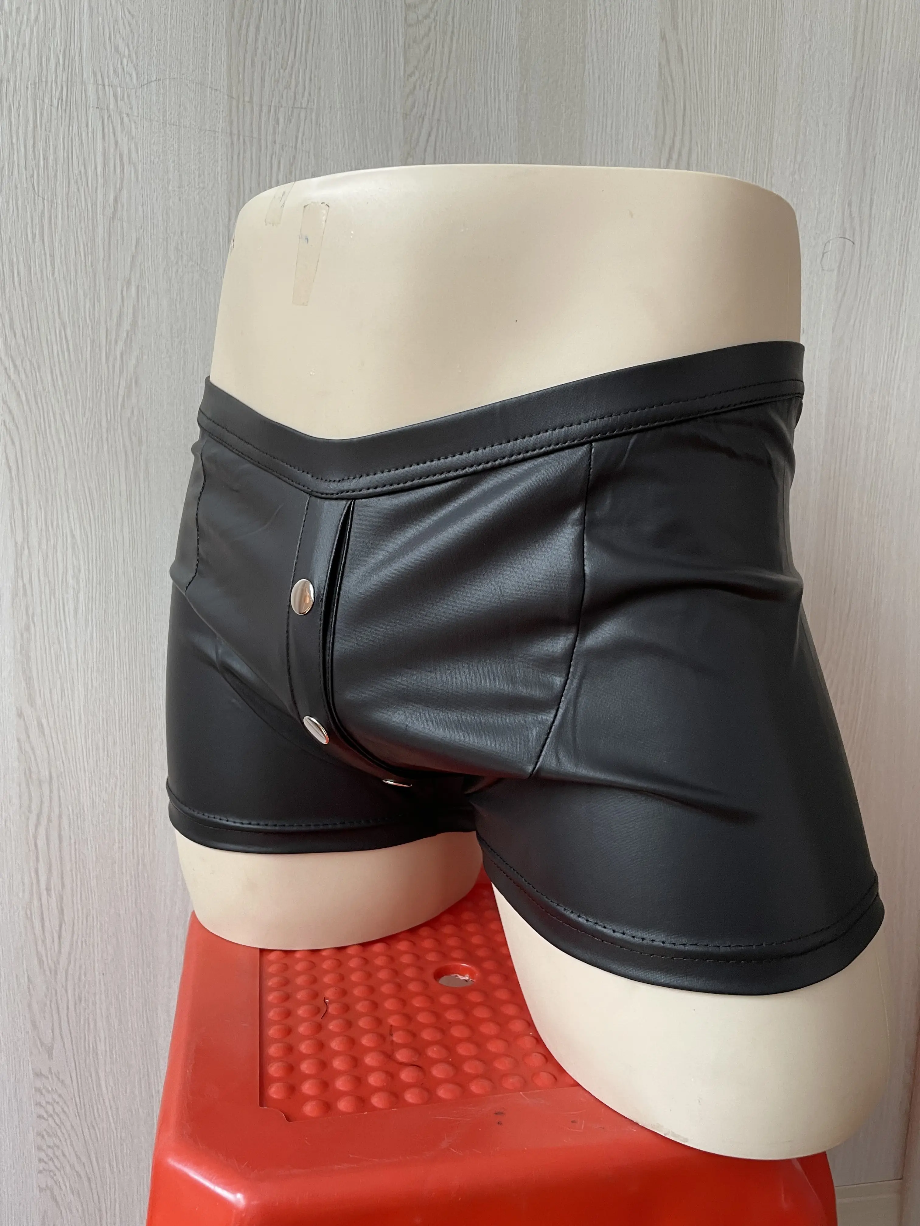 Plus Size Elastic Waist Sexy Men Boxer DS Thongs Gay Underwear Wet Look Faux Leather Penis Sheath Panties Men Underwear