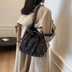Spacious Denim Fashion Designer Shoulder Bag - High Quality & Durable Commuter Tote - 25cm 13cm 20cm (Black)
