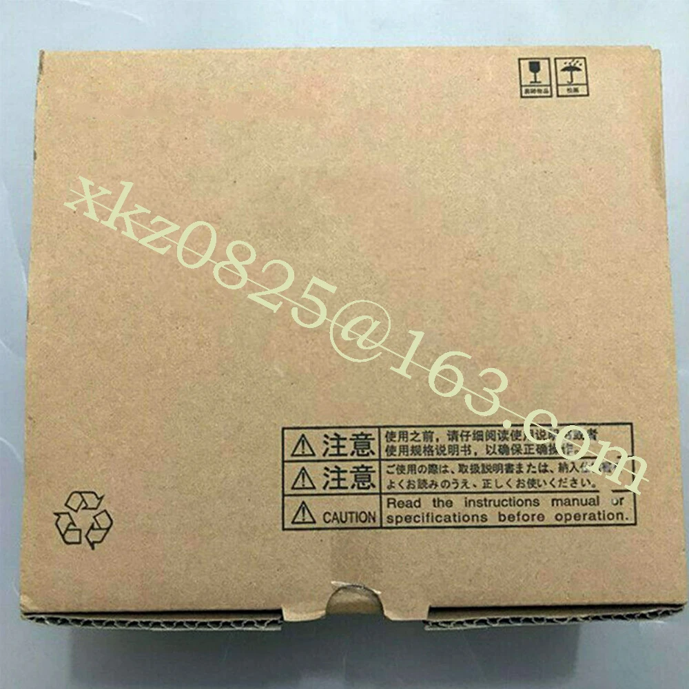 

Новый оригинальный Серводвигатель MDME302GCG